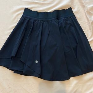 Lululemon Skirt Size 4 Tall